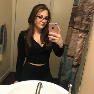 Meet your Posher, Stephanie